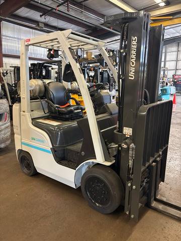 977227 Forklift